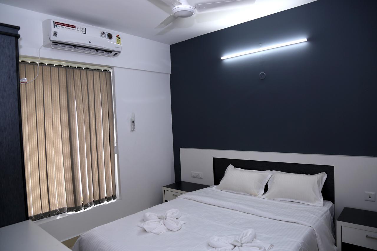 Traven Homes Infopark Kakkanad Corporate Suit Rooms Kochi Exteriör bild