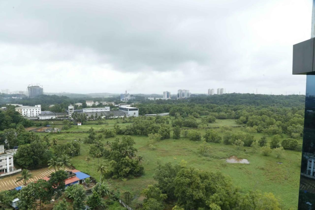 Traven Homes Infopark Kakkanad Corporate Suit Rooms Kochi Exteriör bild